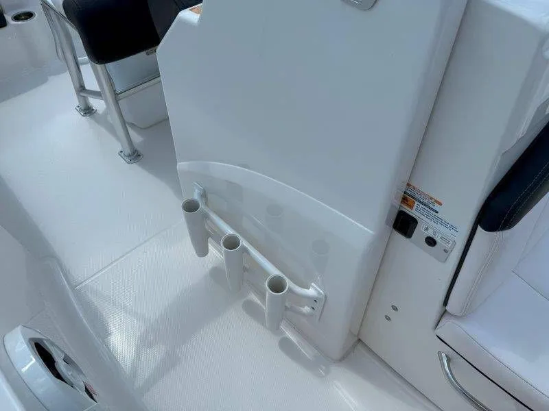 Slide: The Image of Robalo R180 Center Console 2019 - 52