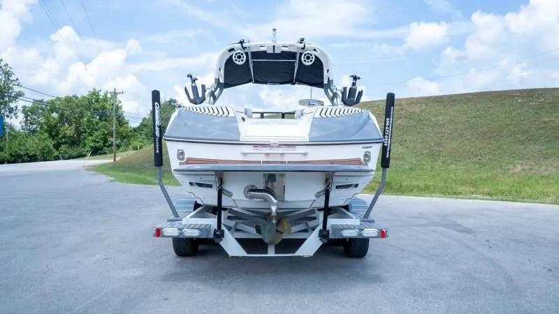 Slide: The Image of Nautique G25 2018 - 12