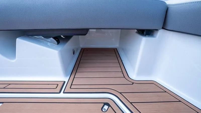 Slide: The Image of Nautique G25 2018 - 20