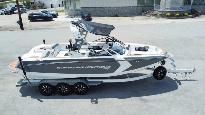 Slide: The Image of Nautique G25 2018 - 3