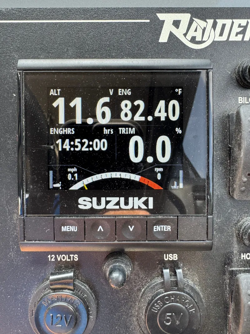 Slide: The Image of Raider 210 Explorer 2022 - 20