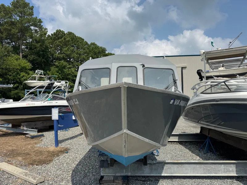 Slide: The Image of Raider 210 Explorer 2022 - 3