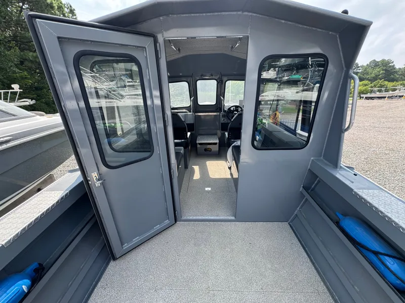 Slide: The Image of Raider 210 Explorer 2022 - 6