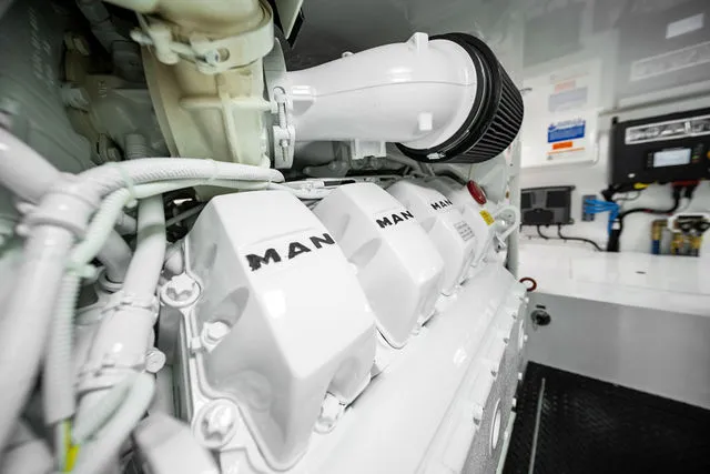 Slide: The Image of Viking 48 Convertible 2003 - 82