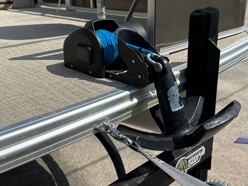 Slide: The Image of Avalon VEN 2080 QF 2022 - 11