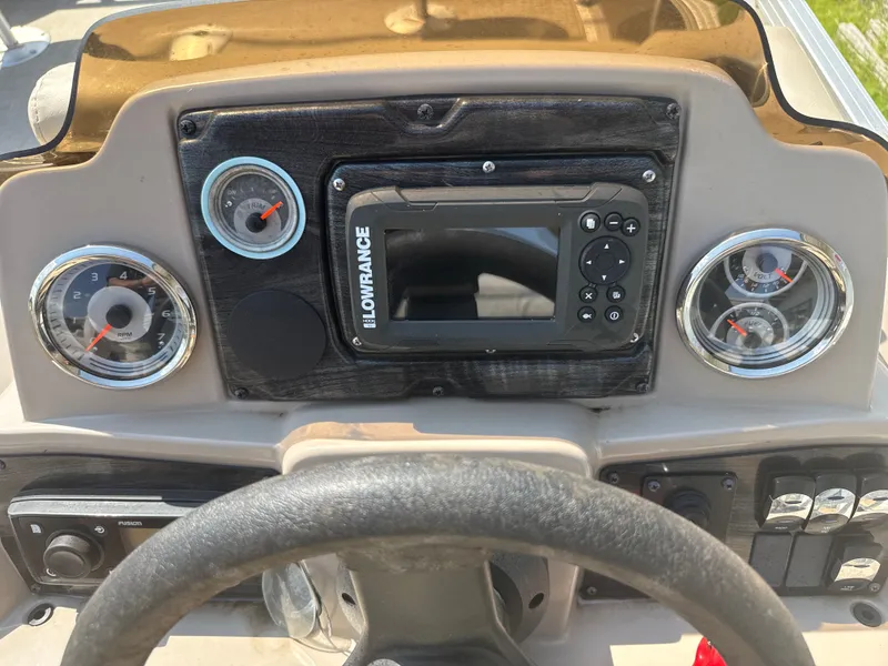 Slide: The Image of Avalon VEN 2080 QF 2022 - 21