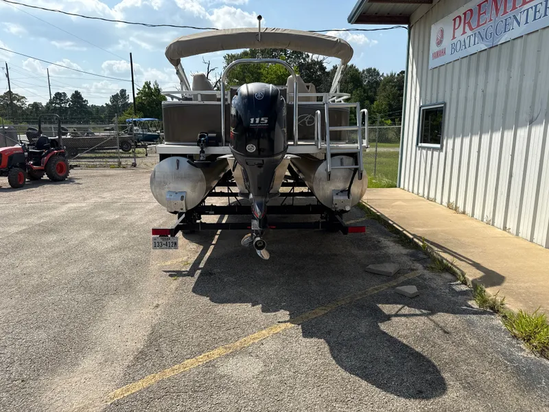 Slide: The Image of Avalon VEN 2080 QF 2022 - 7