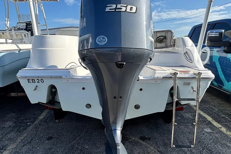 Slide: The Image of 2021 Sea Fox 249 Avenger boat with Yamaha 250 engine, rear view. - 37