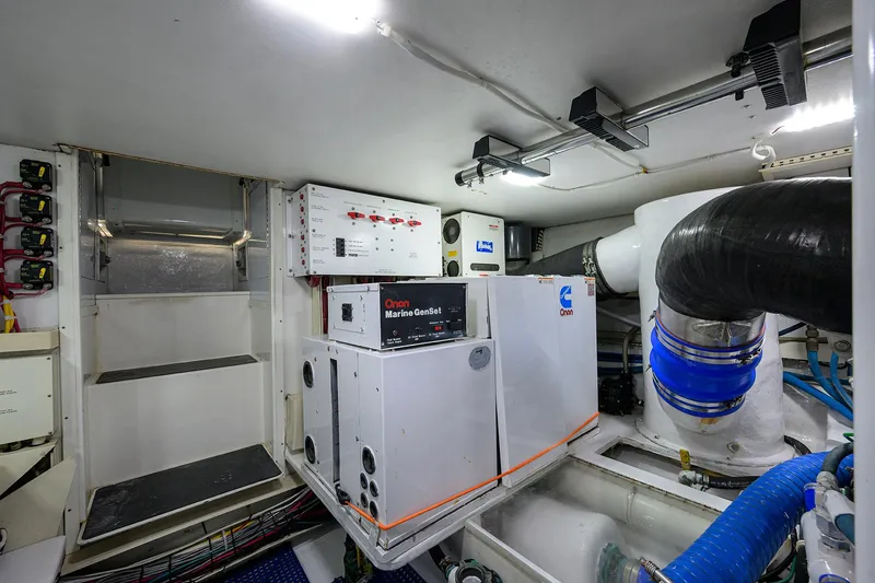 Slide: The Image of Viking 53 Convertible 1998 - 57