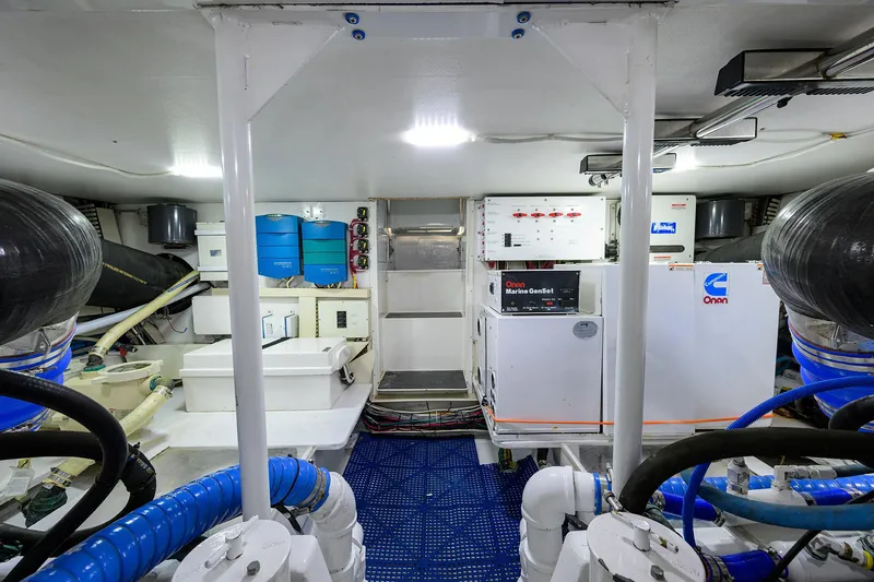 Slide: The Image of Viking 53 Convertible 1998 - 63