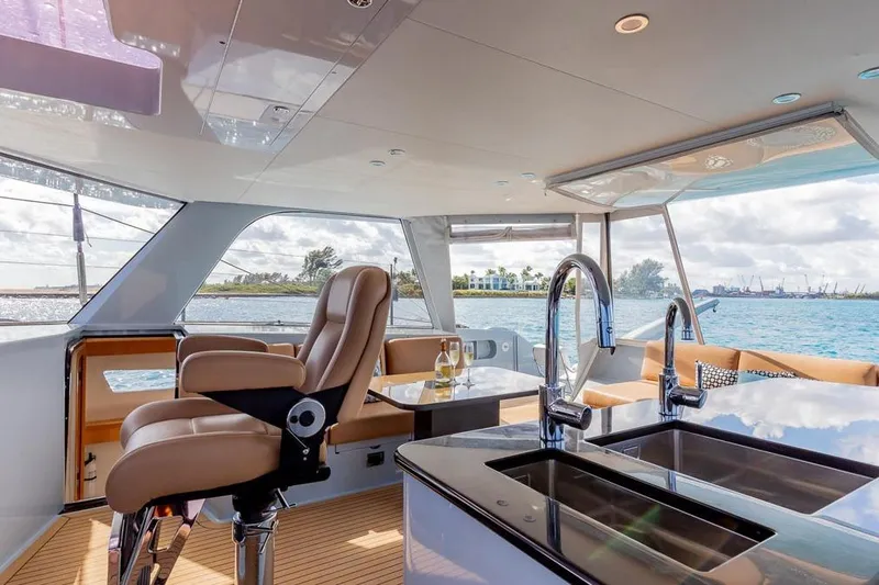 Slide: The Image of Luxurious interior of 2018 Gunboat 57 yacht with ocean view and modern amenities. - 32