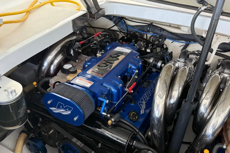 Slide: The Image of Engine compartment of a 2004 Formula 400 Super Sport with Mercury engine. - 26