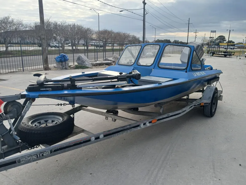 Slide: The Image of Custom 17 1990 - 4