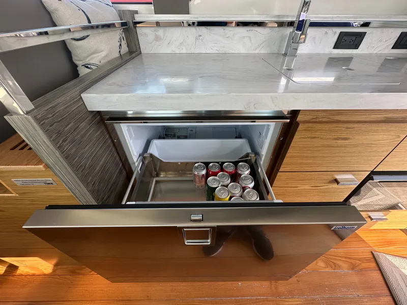 Slide: The Image of Tiara C39 Coupe 2020 - 11