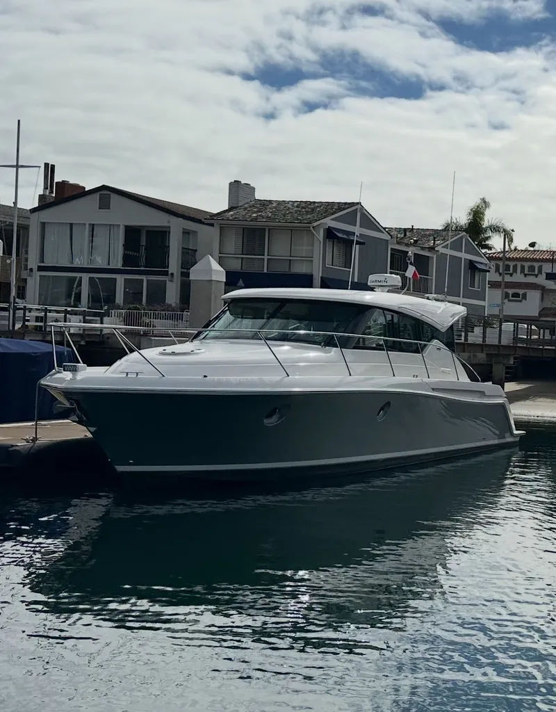 Slide: The Image of Tiara C39 Coupe 2020 - 2