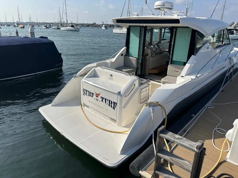 Slide: The Image of Tiara C39 Coupe 2020 - 32