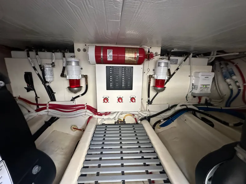 Slide: The Image of Tiara C39 Coupe 2020 - 34