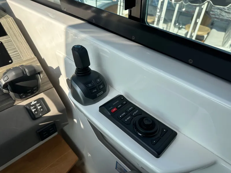 Slide: The Image of Tiara C39 Coupe 2020 - 38