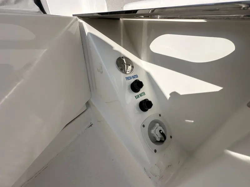 Slide: The Image of Tiara C39 Coupe 2020 - 5