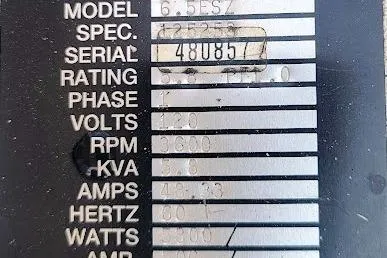 Slide: The Image of Label with specifications for a Carver 330 Mariner, 1995 model. - 54