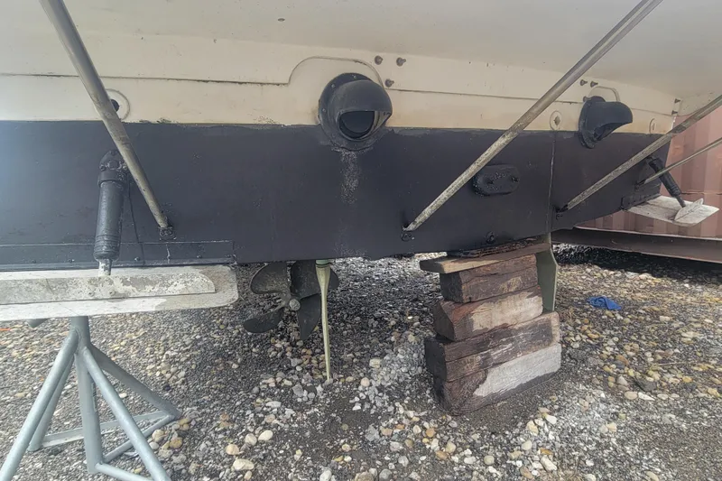 Slide: The Image of Transom Under Water - 62