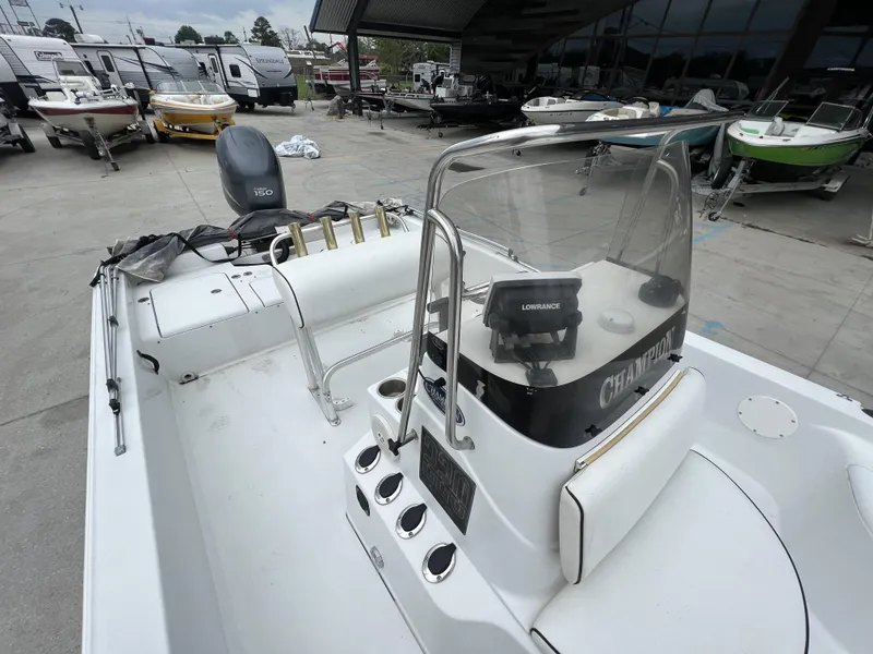 Slide: The Image of Champion 22 Bay 2007 - 15