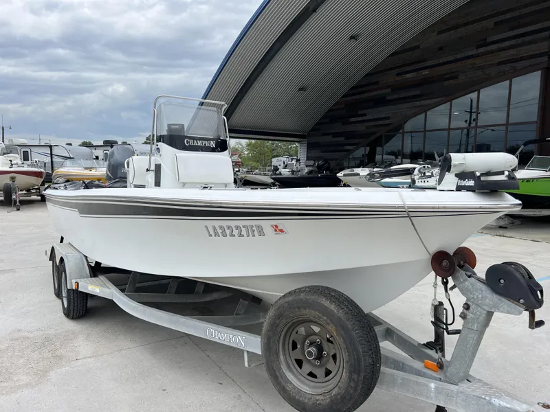 Slide: The Image of Champion 22 Bay 2007 - 16