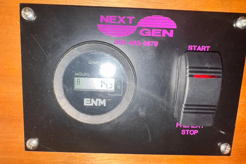 Slide: The Image of Hour meter panel on Jeanneau Sun Odyssey 410, displaying 149 hours. - 22