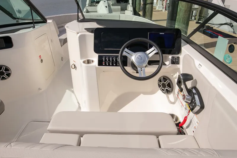 Slide: The Image of Sea Ray SDX 250 Outboard 2026 - 13