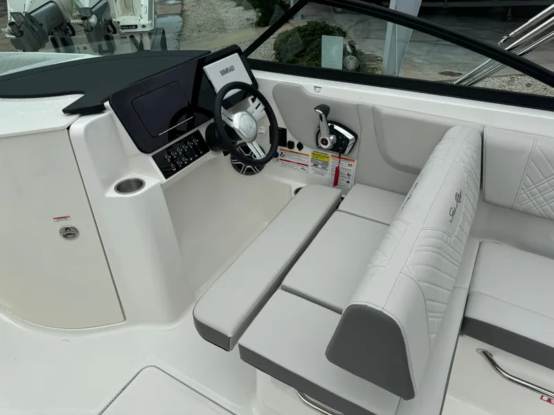 Slide: The Image of Sea Ray SDX 250 Outboard 2026 - 26