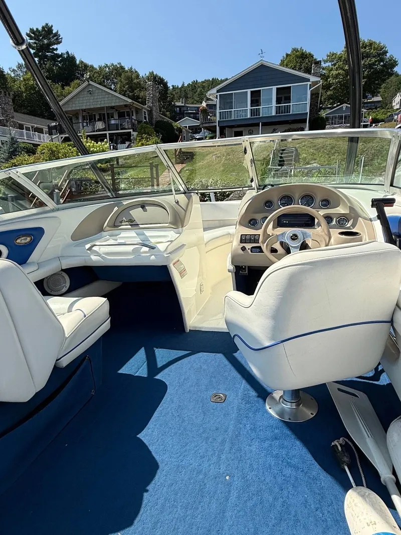 Slide: The Image of Sea Ray 210 Bow Rider 1997 - 11