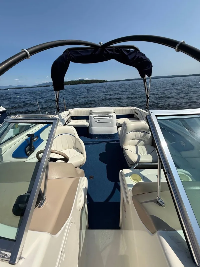 Slide: The Image of Sea Ray 210 Bow Rider 1997 - 13