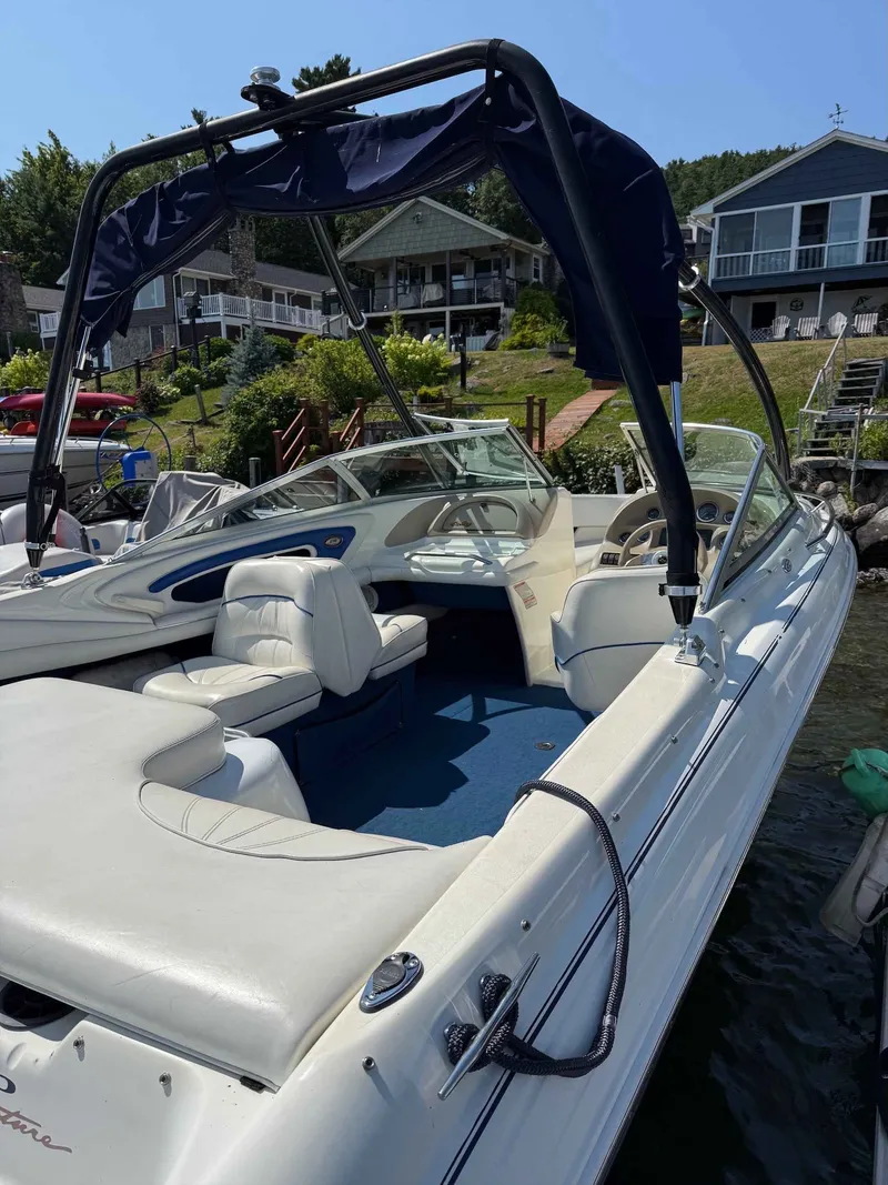 Slide: The Image of Sea Ray 210 Bow Rider 1997 - 9