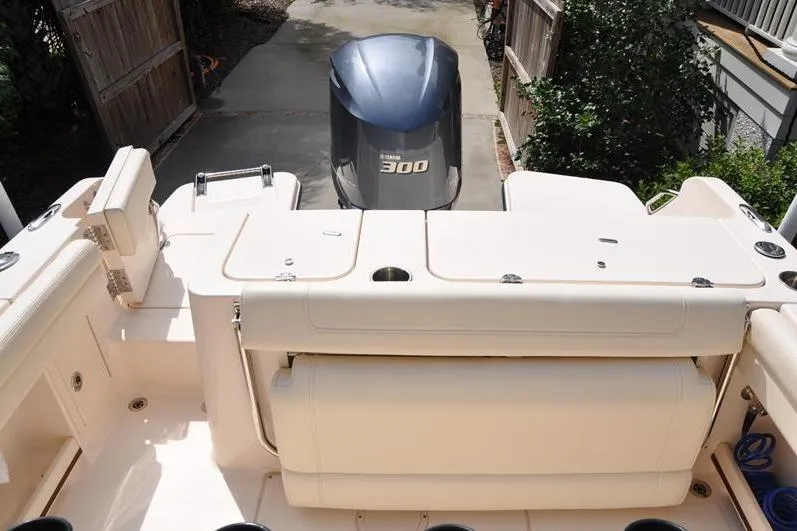 Slide: The Image of 2021 Grady-White Fisherman 236 boat with Yamaha 300 outboard engine, rear view. - 9