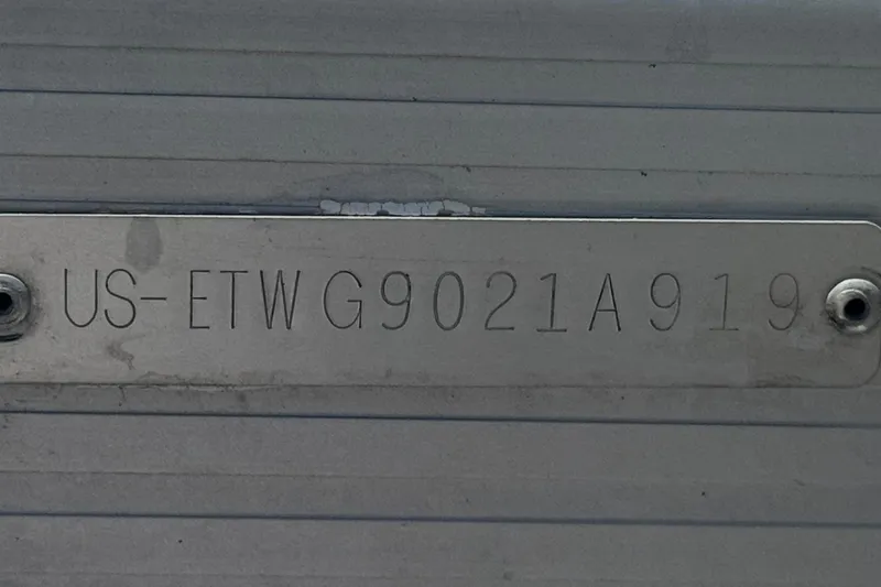 Slide: The Image of Hull identification number on a 2019 Bennington 188 SV boat. - 26