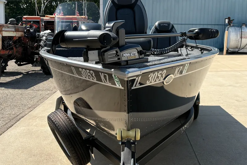 Slide: The Image of 2020 Lund 1775 Adventure SS boat with Minn Kota motor on trailer. - 6