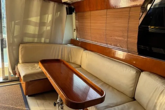 Slide: The Image of Salon Seating/Dining - 32