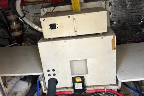 Slide: The Image of Onan 8kw in Sound Shield - 42