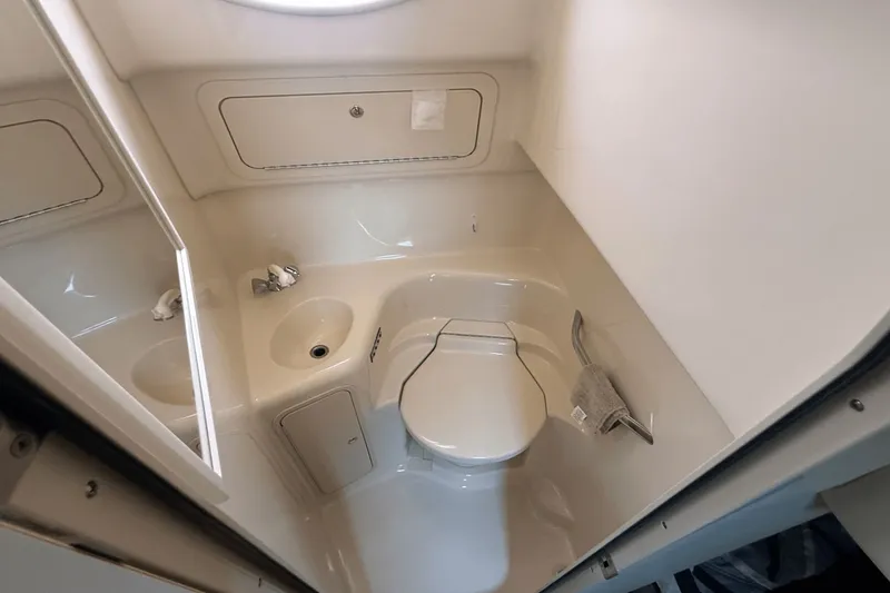 Slide: The Image of Sea Ray Sundancer 400 2000 - 15