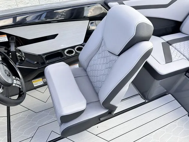 Slide: The Image of Yamaha 222XD 2025 - 15