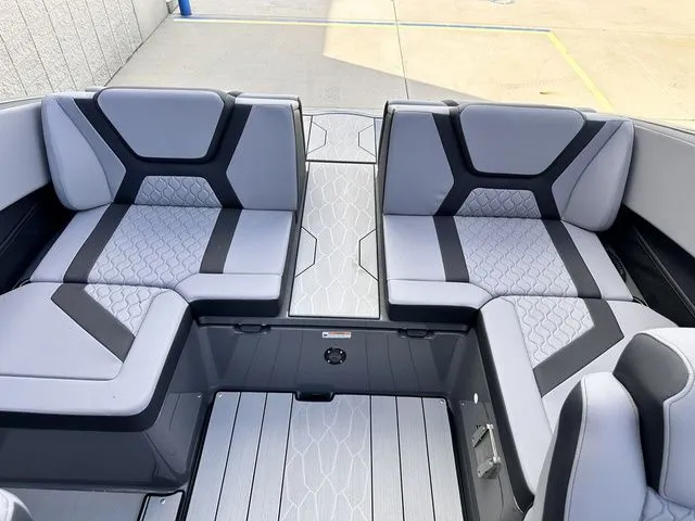 Slide: The Image of Yamaha 222XD 2025 - 16