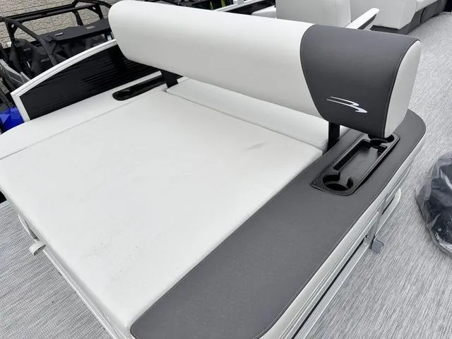 Slide: The Image of Bennington 22 SSB Swingback SPS Tri-Toon Pontoon 2025 - 15