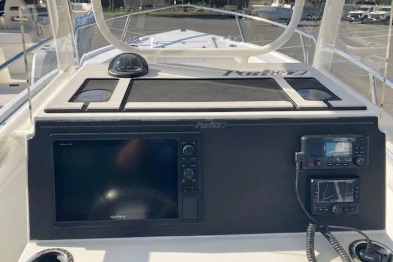 Slide: The Image of Control panel of 2025 Parker 23 SE CC boat with navigation equipment. - 7