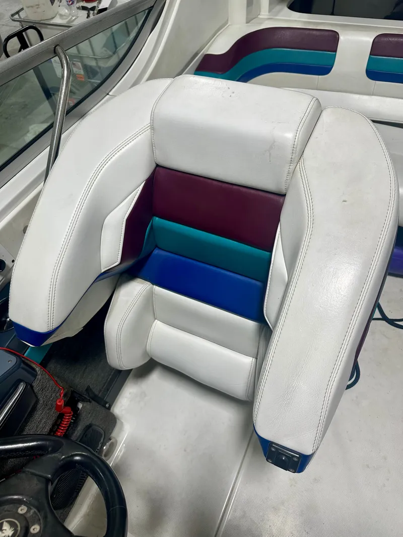 Slide: The Image of Formula SR 271 1995 - 12