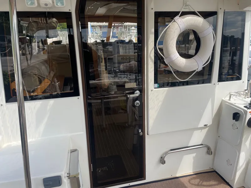 Slide: The Image of Cutwater 30 S Luxury Edition 2015 - 12