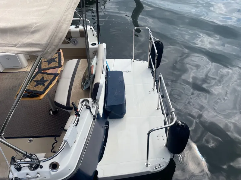 Slide: The Image of Cutwater 30 S Luxury Edition 2015 - 32