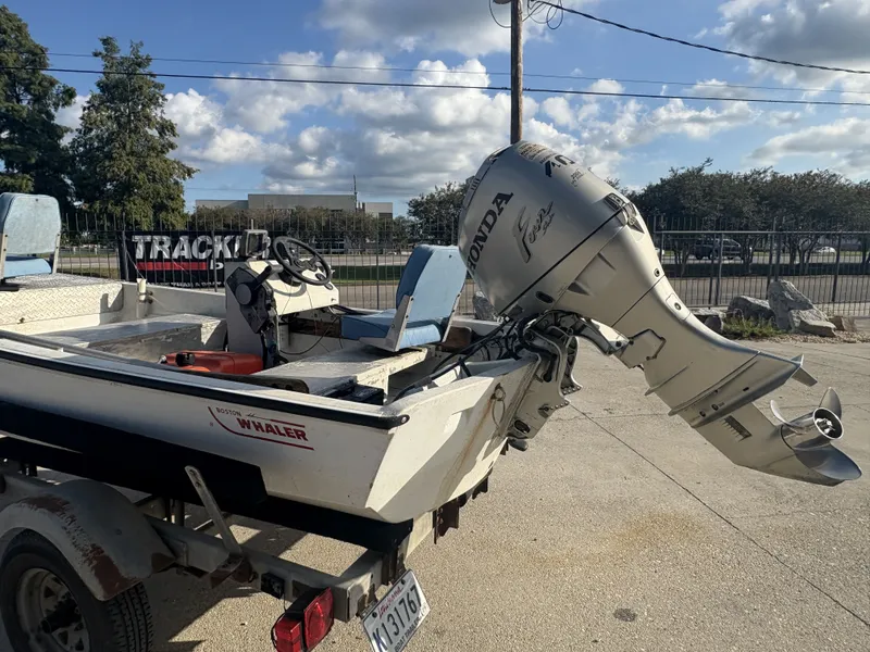 Slide: The Image of Boston Whaler Sport 13 1976 - 5