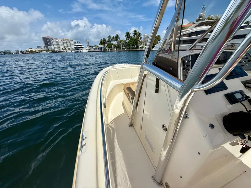 Slide: The Image of Scout 210 XSF 2012 - 10