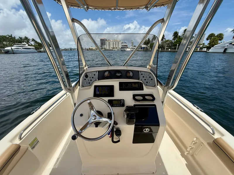 Slide: The Image of Scout 210 XSF 2012 - 3