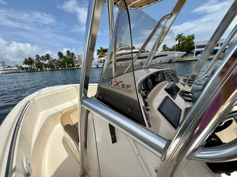 Slide: The Image of Scout 210 XSF 2012 - 9